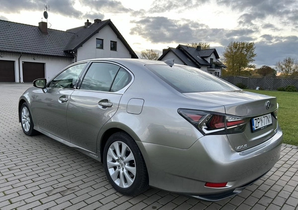 Lexus GS cena 111000 przebieg: 128000, rok produkcji 2016 z Szczecin małe 56